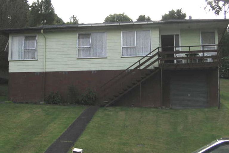 Photo of property in 49 Fitzwater Place, Henderson, Auckland, 0612