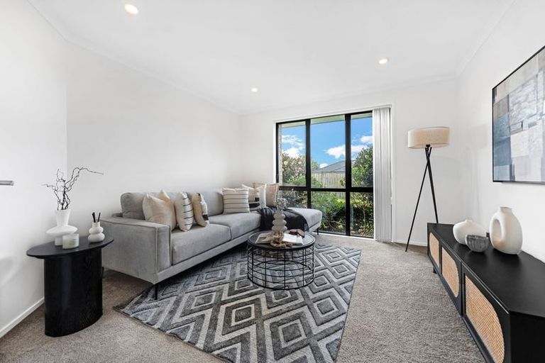 Photo of property in 24 Pyne Crescent, Pokeno, 2402