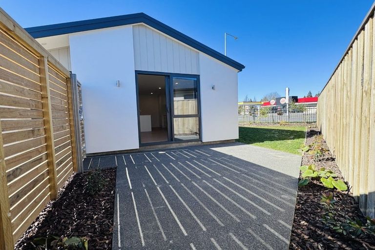 Photo of property in 45a Chrysolite Place, Belfast, Christchurch, 8051