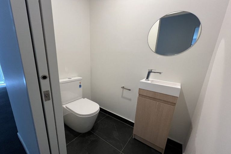 Photo of property in 30 Monstedt Terrace, Windsor Park, Auckland, 0632