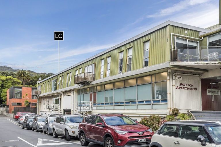 Photo of property in 17u3 Adelaide Road, Mount Cook, Wellington, 6021