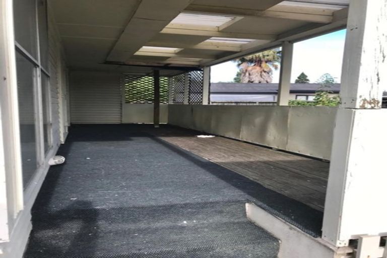 Photo of property in 5 Bernard Street, Papatoetoe, Auckland, 2025