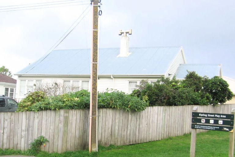 Photo of property in 85f3 Broderick Road, Johnsonville, Wellington, 6037