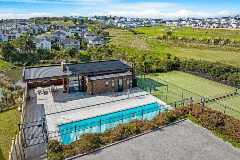 Photo of property in 38 Discovery Drive, Gulf Harbour, Whangaparaoa, 0930