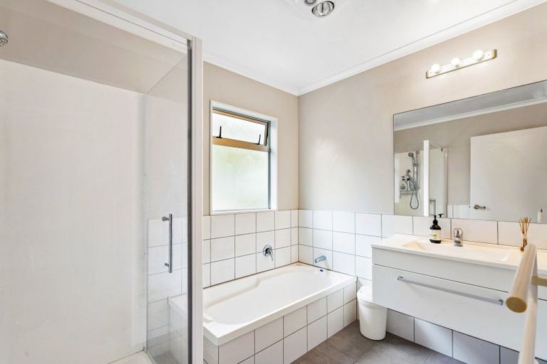 Photo of property in 153a Milton Road, Bluff Hill, Napier, 4110