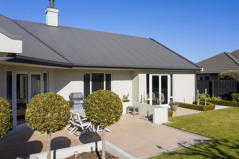 Photo of property in 6 Grosvenor Lane, Rangiora, 7400