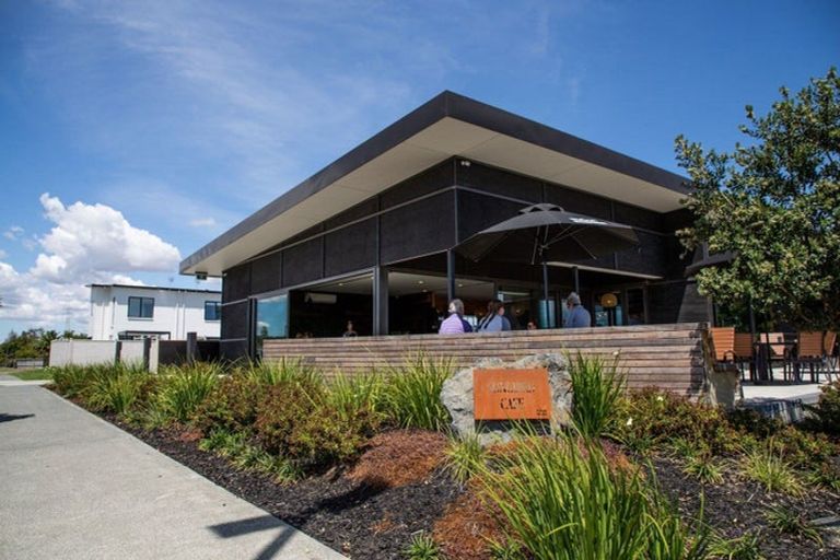 Photo of property in 86 Waituarua Drive, Takanini, Auckland, 2112