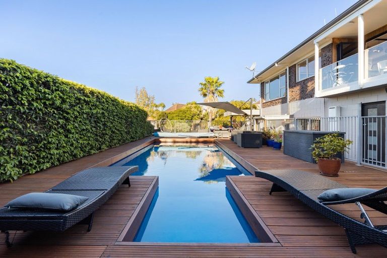 Photo of property in 72 Saint Andrews Terrace, St Andrews, Hamilton, 3200