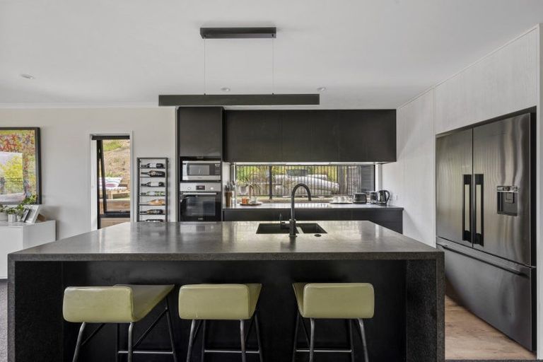 Photo of property in 45 Kent Terrace, Taradale, Napier, 4112