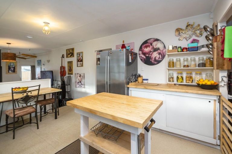 Photo of property in 23 Daniell Street, Featherston, 5710