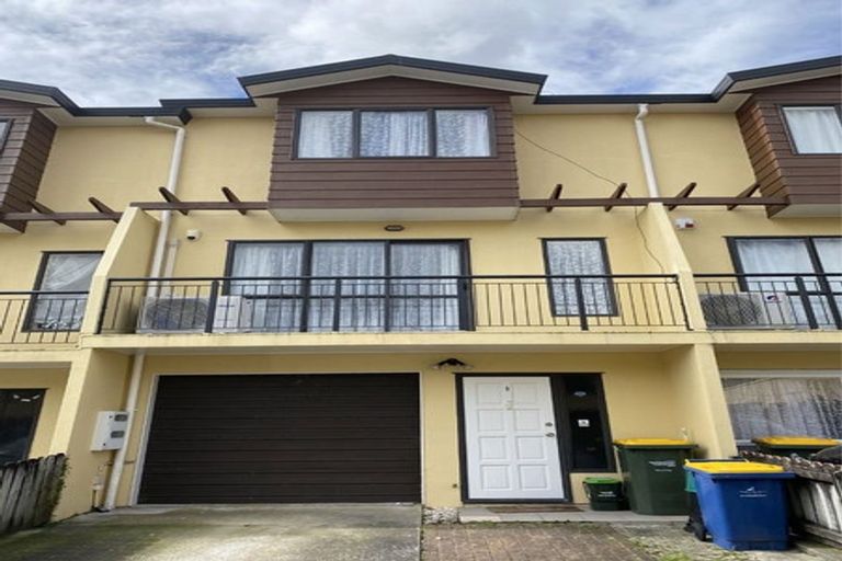 Photo of property in 9/8 Margan Avenue, New Lynn, Auckland, 0600