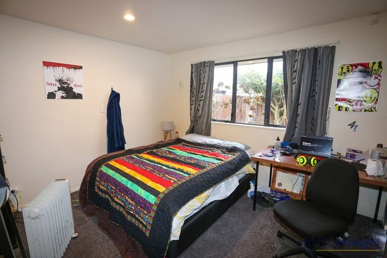 Photo of property in 1 Roche Avenue, Upper Riccarton, Christchurch, 8041