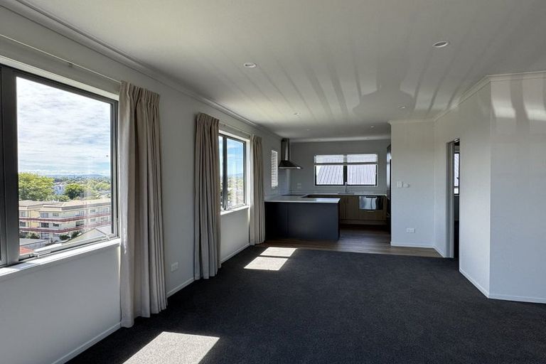 Photo of property in 1/41 Thackeray Street, Hamilton Lake, Hamilton, 3204