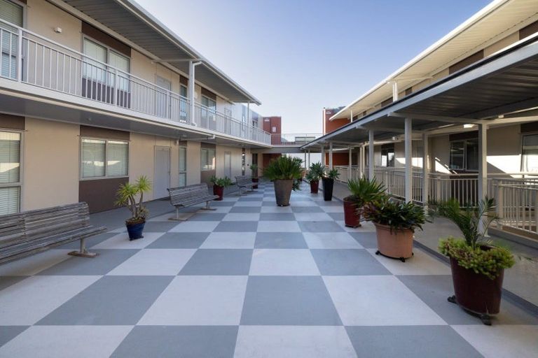 Photo of property in 305/332 Maunganui Road, Mount Maunganui, 3116