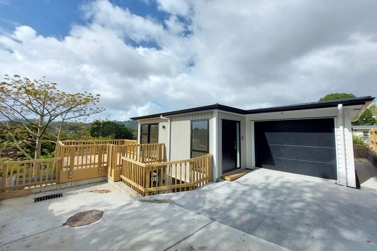 Photo of property in 8b Nandana Drive, Glen Eden, Auckland, 0602