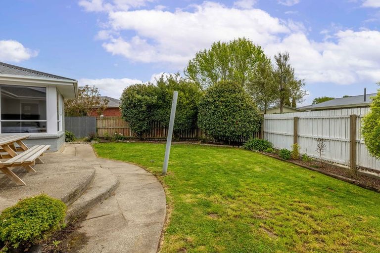 Photo of property in 16b Opal Place, Casebrook, Christchurch, 8051