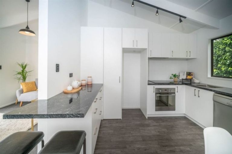 Photo of property in 92c/2 Englefield Road, Northwood, Christchurch, 8051