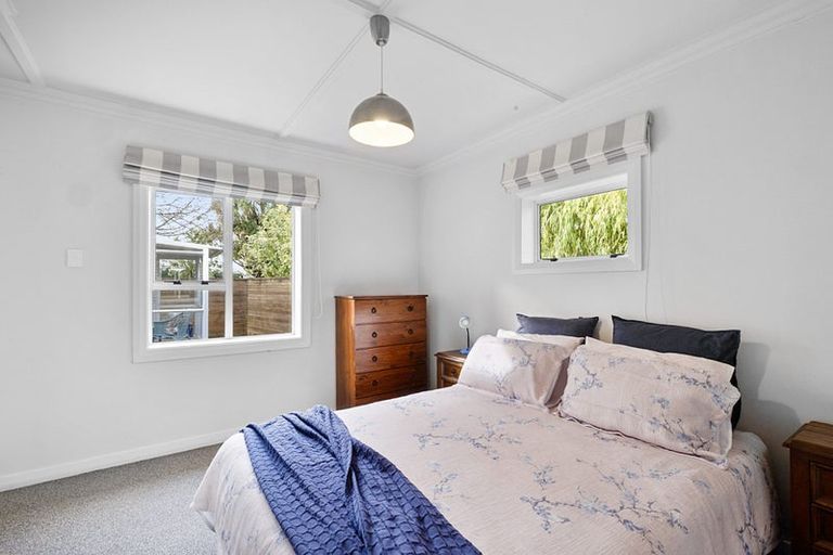 Photo of property in 89 Paynters Avenue, Strandon, New Plymouth, 4312