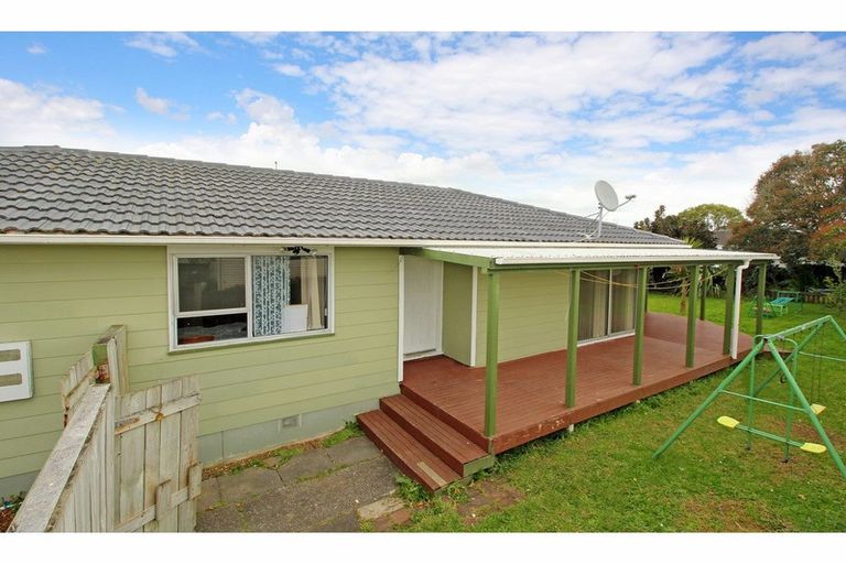 Photo of property in 7 Gambare Place, Wattle Downs, Auckland, 2103