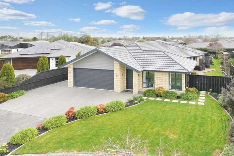 Photo of property in 18 Coachmans Road, Prebbleton, 7604