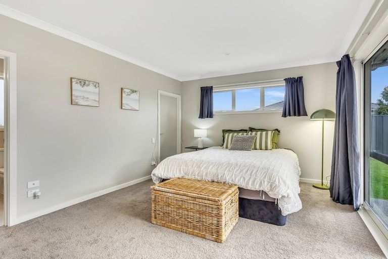 Photo of property in 22 Kaituna Place, Te Awa, Napier, 4110