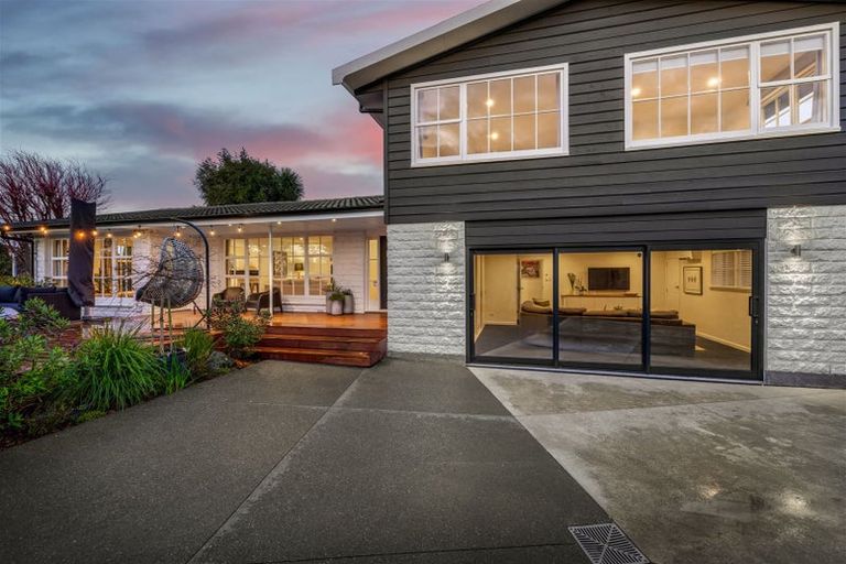 Photo of property in 7 Parkstone Avenue, Ilam, Christchurch, 8041