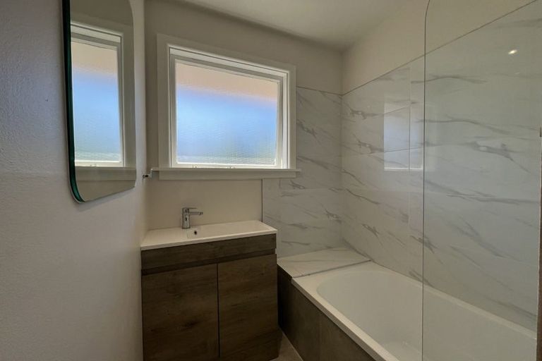 Photo of property in 178 Centaurus Road, Saint Martins, Christchurch, 8022