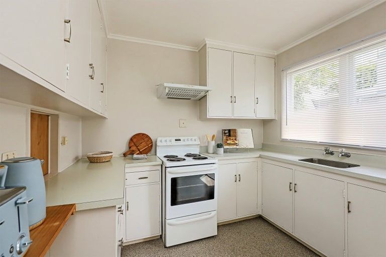 Photo of property in 2/14 Armour Place, Onekawa, Napier, 4110