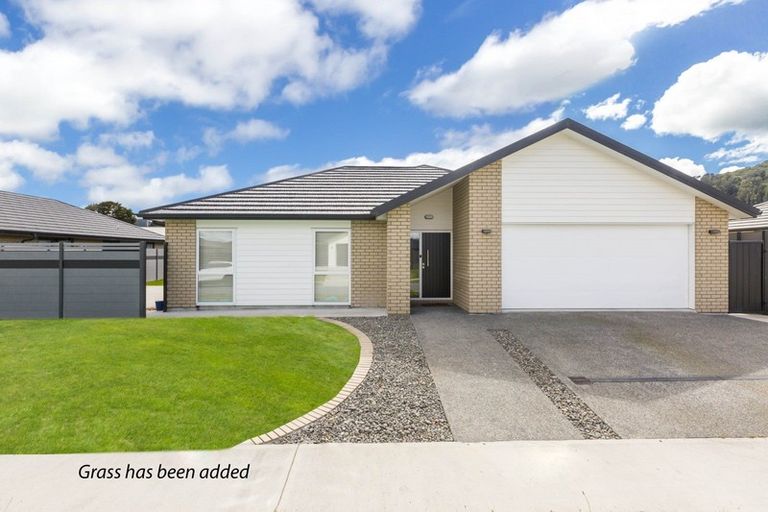 Photo of property in 22 Te Punga Road, Wallaceville, Upper Hutt, 5018