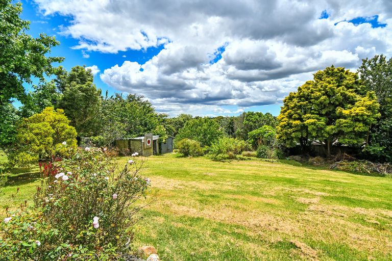 Photo of property in 6 Boundary Road, Opaheke, Papakura, 2113