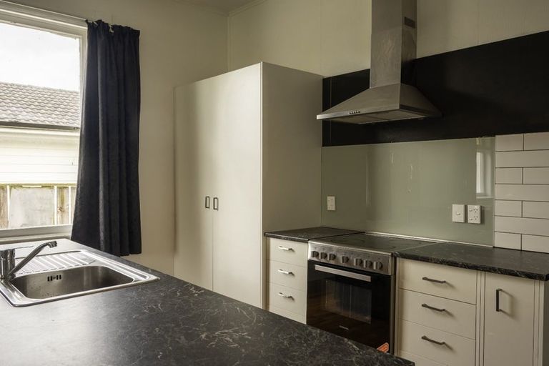 Photo of property in 12 Vera Street, Marton, 4710