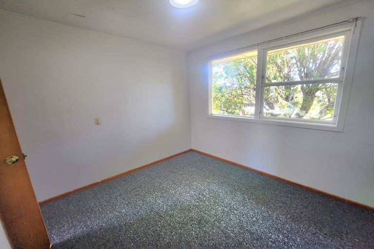 Photo of property in 105 Tidal Road, Mangere, Auckland, 2022