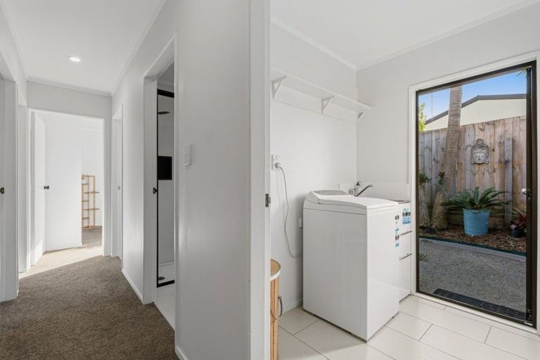 Photo of property in 31b Lyn Grove, Papamoa Beach, Papamoa, 3118