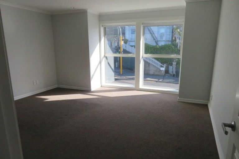 Photo of property in 231u2 The Terrace, Wellington Central, Wellington, 6011