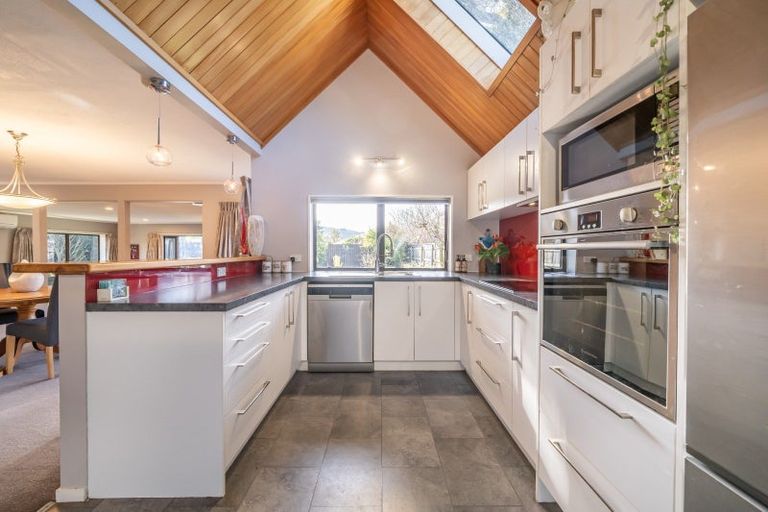 Photo of property in 9 Johnswood Grove, Clouston Park, Upper Hutt, 5018