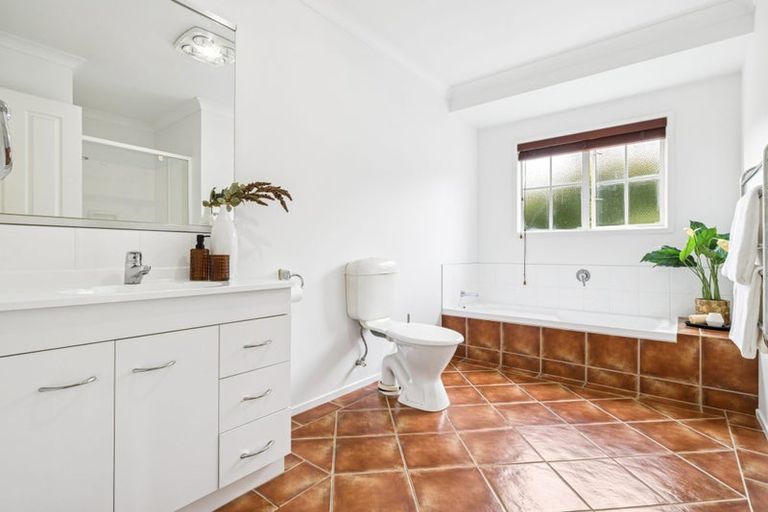 Photo of property in 108a Valley Road, Pukekohe, 2120