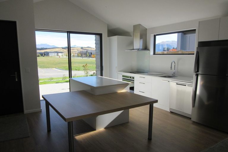 Photo of property in 26 Mount Creighton Crescent, Wanaka, 9305