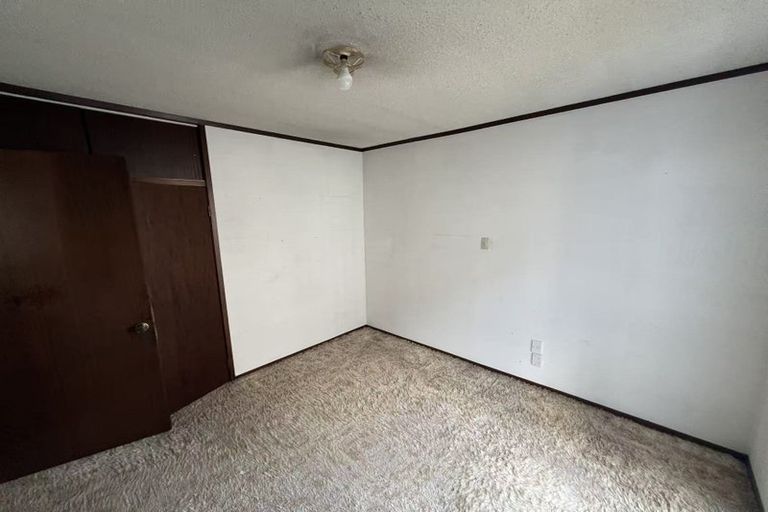 Photo of property in 56 Balmain Road, Chatswood, Auckland, 0626