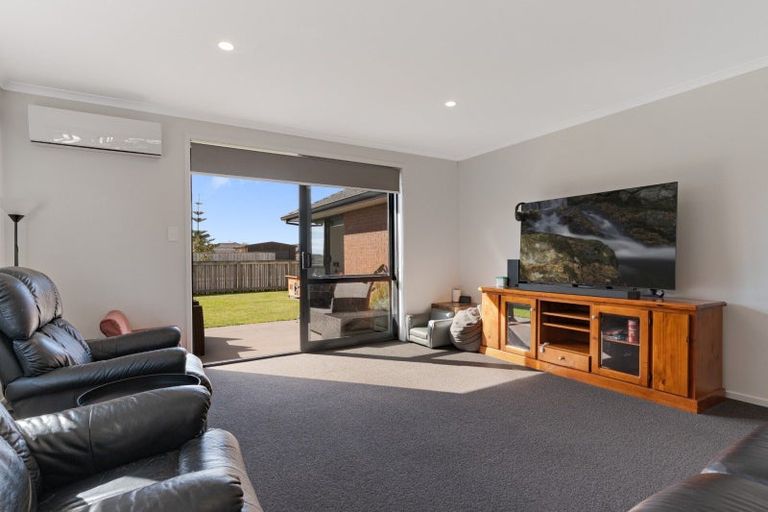 Photo of property in 27 Parkside Mews, Papamoa, 3118