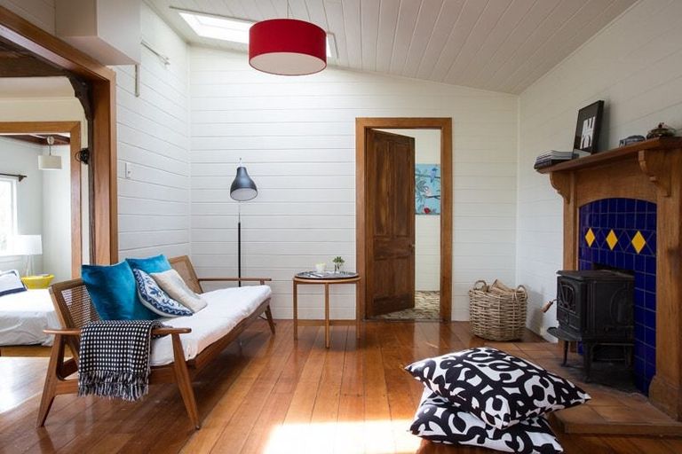Photo of property in 333 Muritai Road, Eastbourne, Lower Hutt, 5013