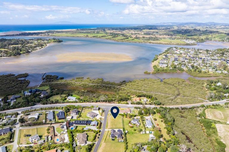 Photo of property in 3 Sunlea Lane, Mangawhai, 0505