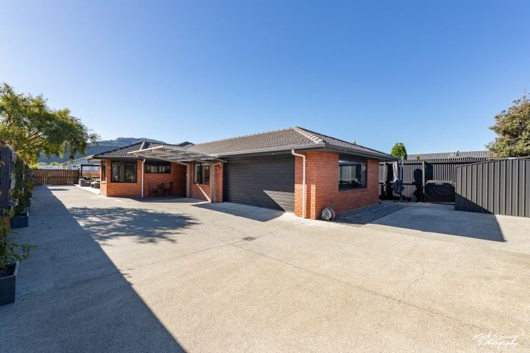 Photo of property in 258a Fergusson Drive, Heretaunga, Upper Hutt, 5018