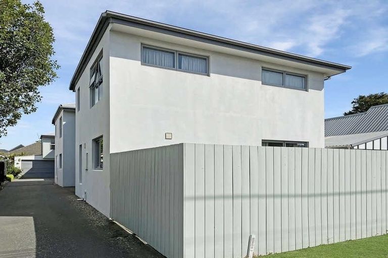 Photo of property in 65 Longfellow Street, Sydenham, Christchurch, 8023
