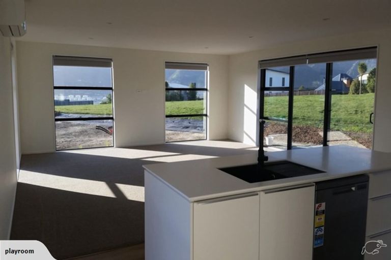 Photo of property in 6 Takutai Place, Diamond Harbour, Lyttelton, 8971