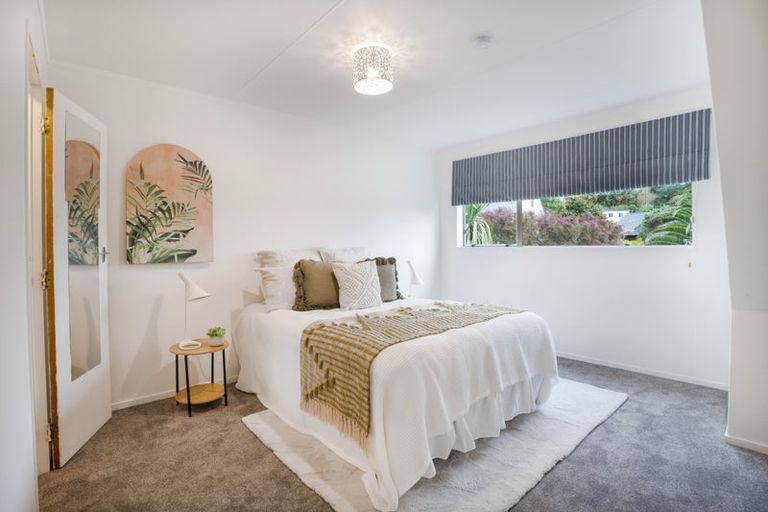 Photo of property in 4a Makatote Grove, Churton Park, Wellington, 6037