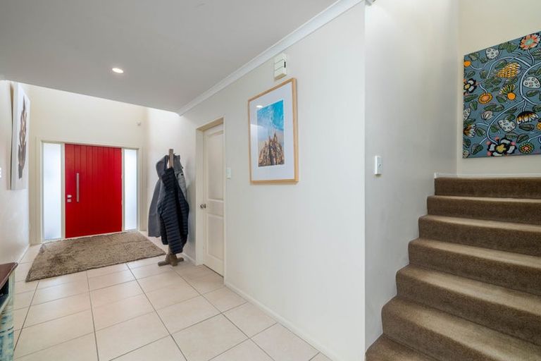 Photo of property in 8 Napoleon Close, Harewood, Christchurch, 8051