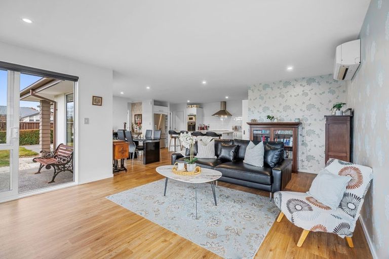 Photo of property in 93 Cairnbrae Drive, Prebbleton, 7604