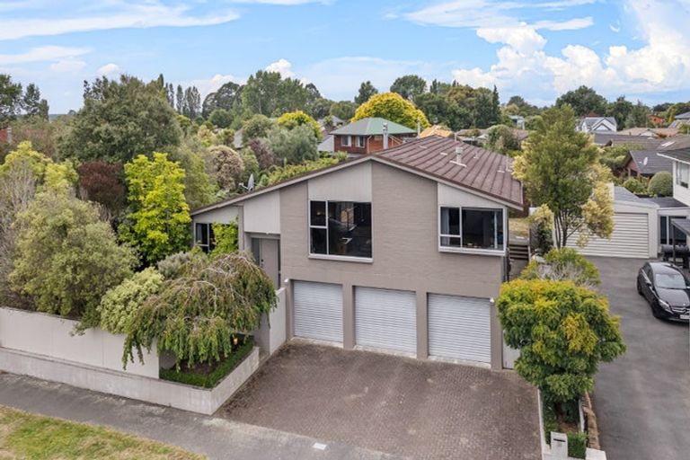 Photo of property in 28 Yellowstone Crescent, Burwood, Christchurch, 8083