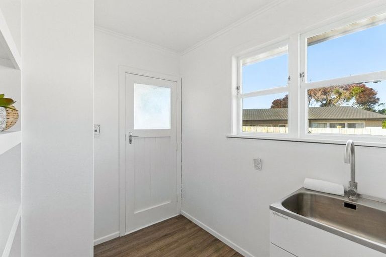 Photo of property in 49 Toru Road, Paraparaumu Beach, Paraparaumu, 5032