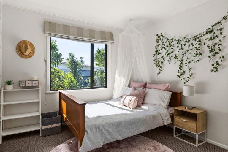 Photo of property in 20 Coventry Avenue, Tamatea, Napier, 4112